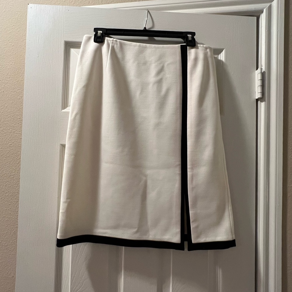 Winter White Grace Dane Lewis skirt